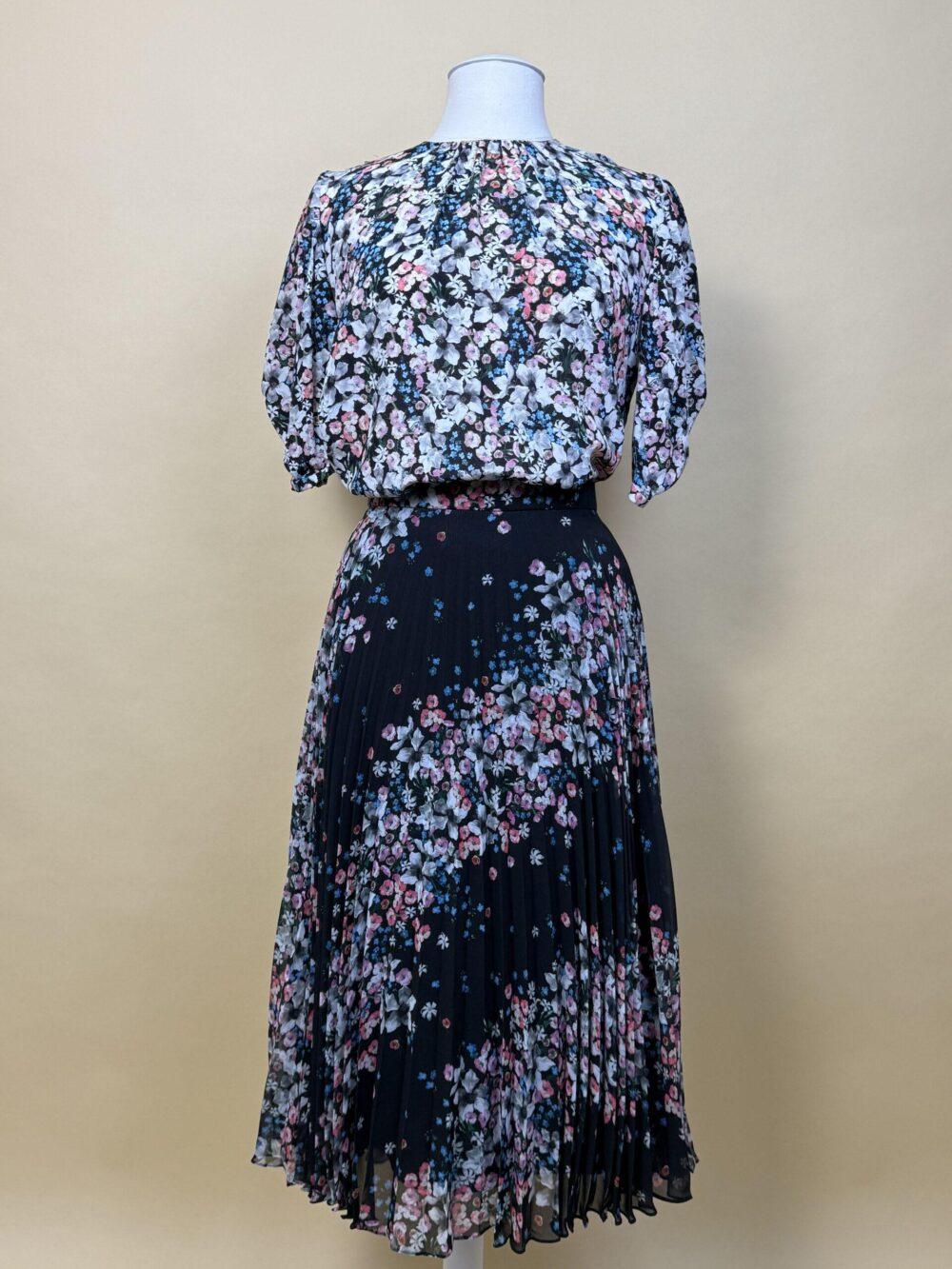 Conjunto  saia e blusa Erdem